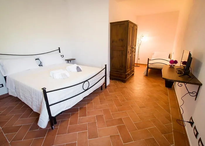 ファームステイ Il Sasso Di San Galgano