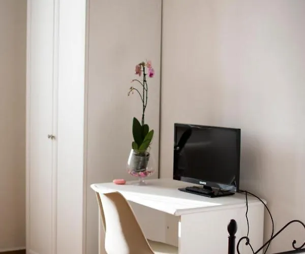 Il Sasso Di San Galgano * キウズディーノ